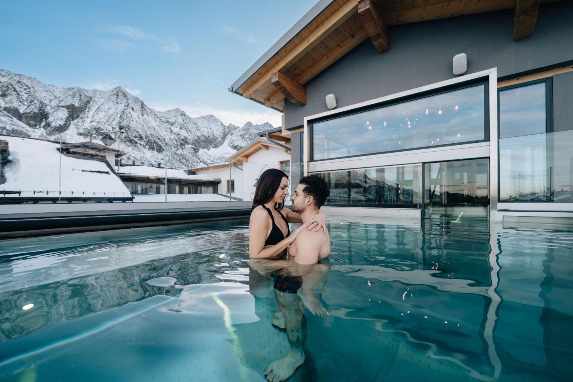 Sporting Hotel パッソ・デル・トナーレ エクステリア 写真